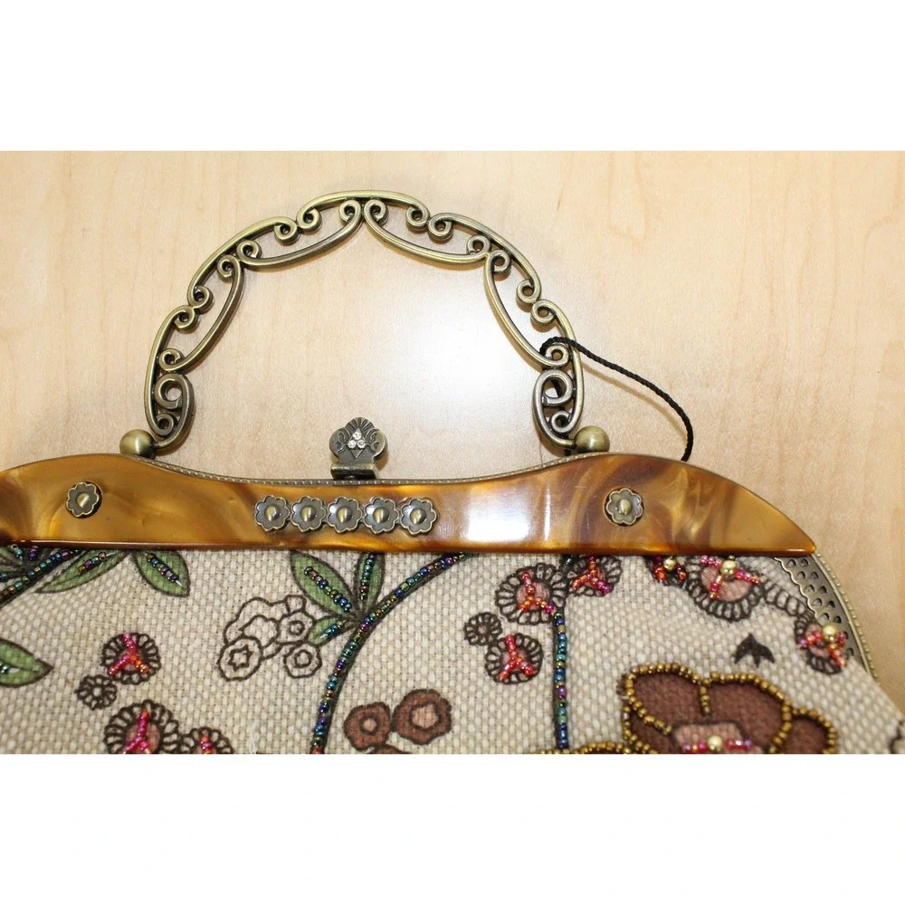 Vintage Tapestry Beaded Handbag Detachable Shoulder Strap Tortoise/Metal Closure